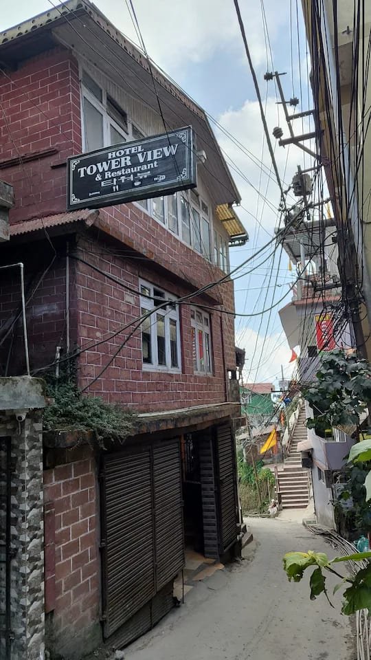 Darjeeling hotel tower view